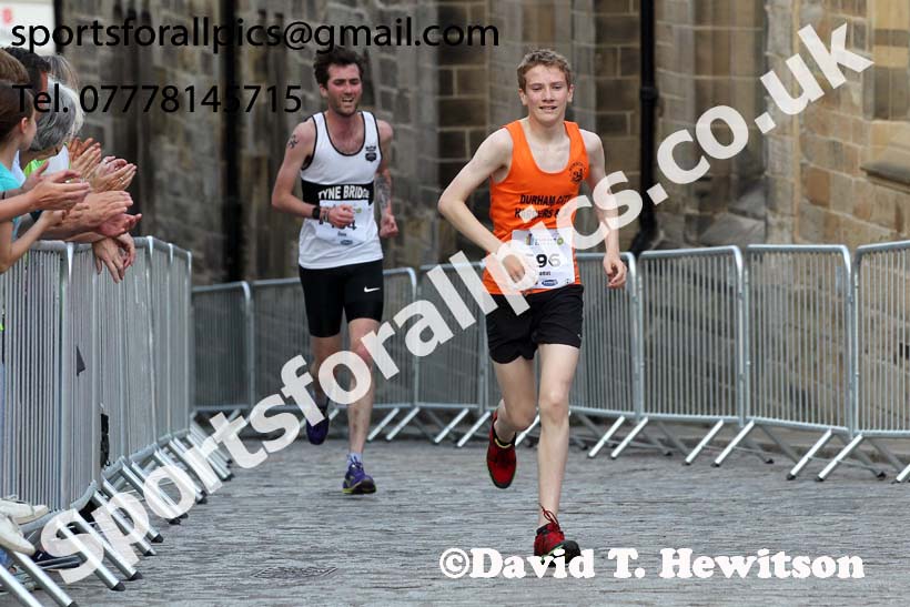 Finish of the Durham City Run 5k,  Durham City Run 5k and 10k. Photo: David T. Hewitson/Sports for All Pics